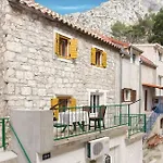 Apartment Protrka